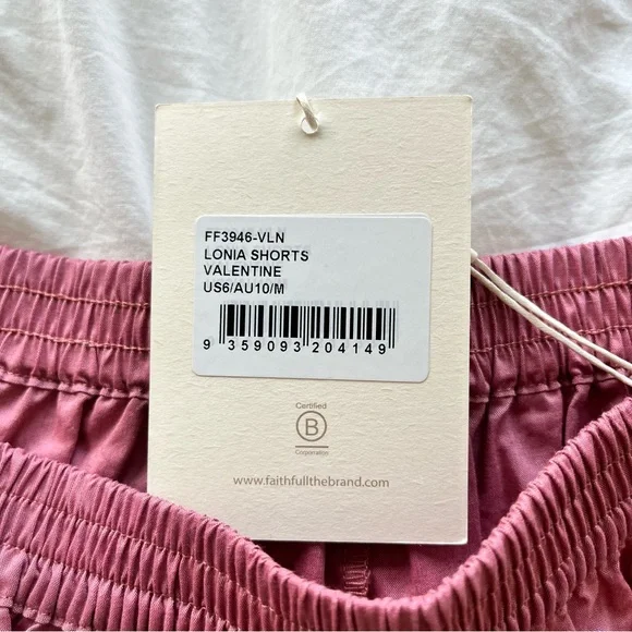 NWT Faithfull the Brand Lonia Shorts in Valentine Size M‎